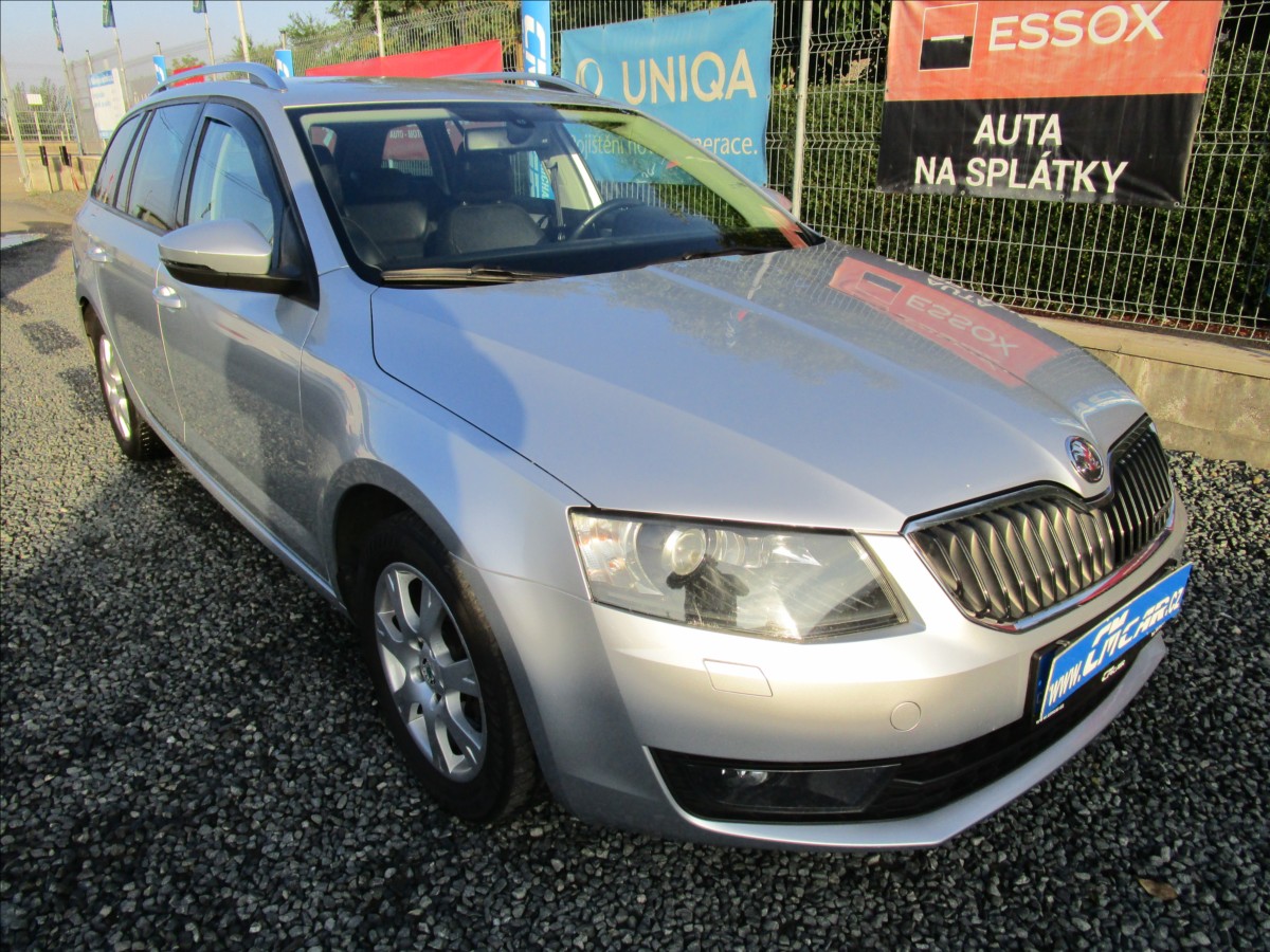 skoda-octavia-combi-1-6tdi-greenline-bi-xenony-kuze - 2