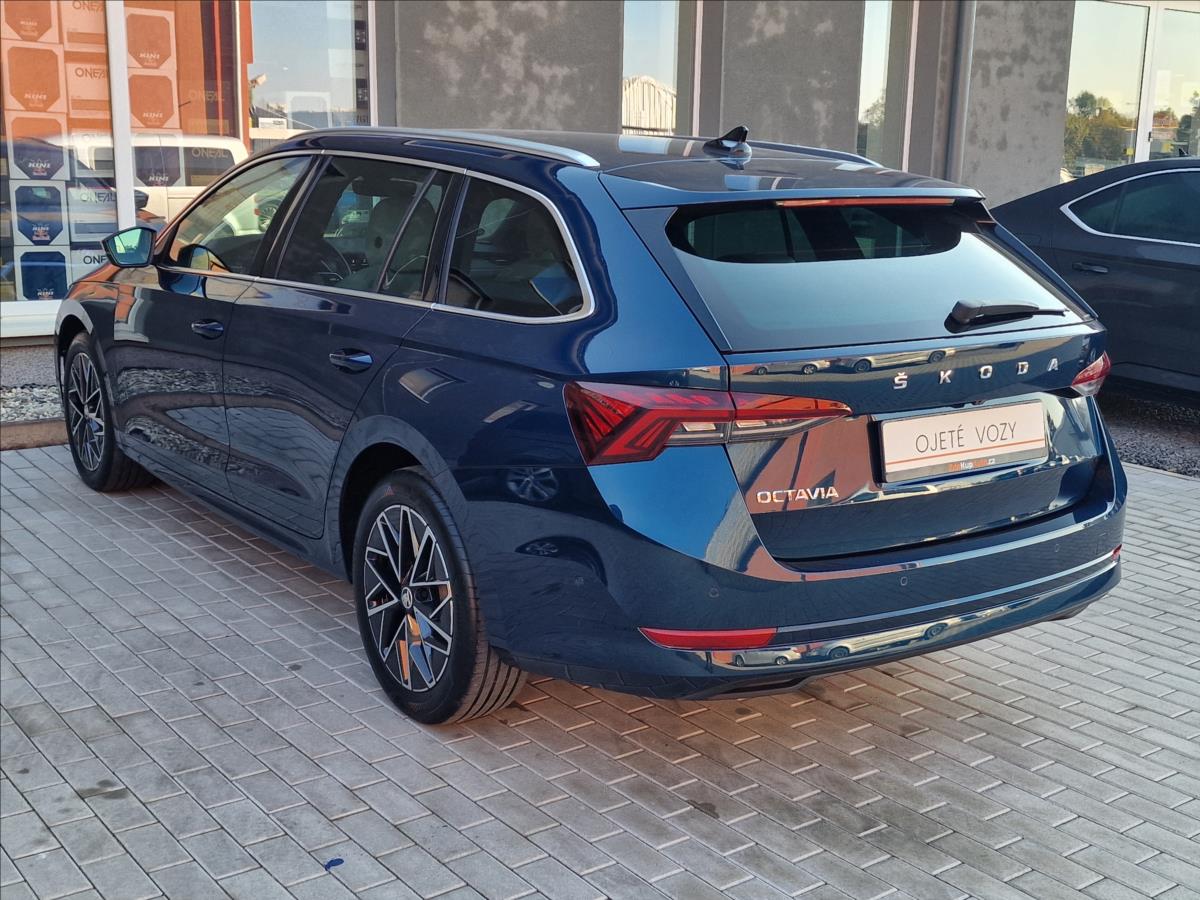 skoda-octavia-2-0-tdi-110kw-style-combi-cr - 7