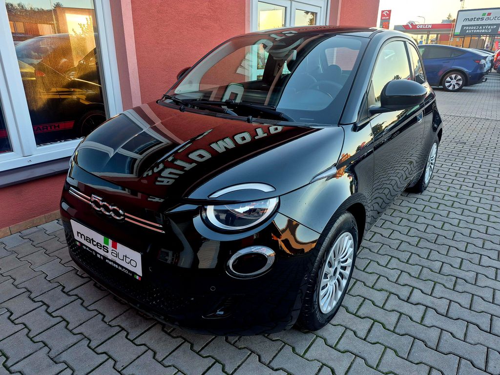 Fiat 500e 42kwh 87KW ICON (ODPOČET DPH) SOH 96.2%