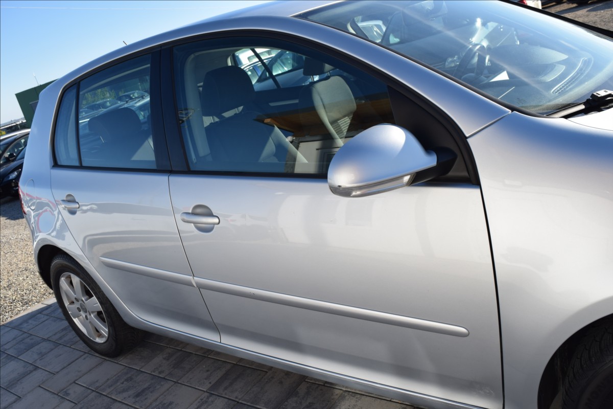 volkswagen-golf-1-4-mpi-59kw-nova-stk-alu - 4