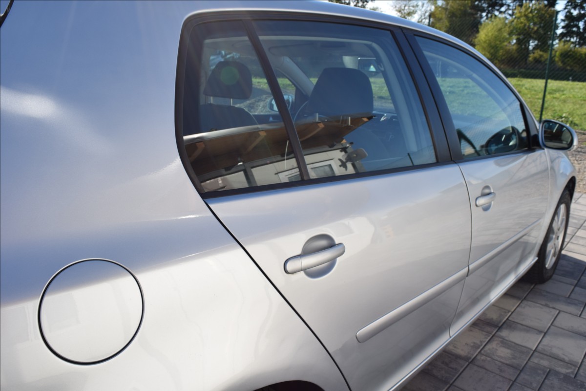 volkswagen-golf-1-4-mpi-59kw-nova-stk-alu - 6