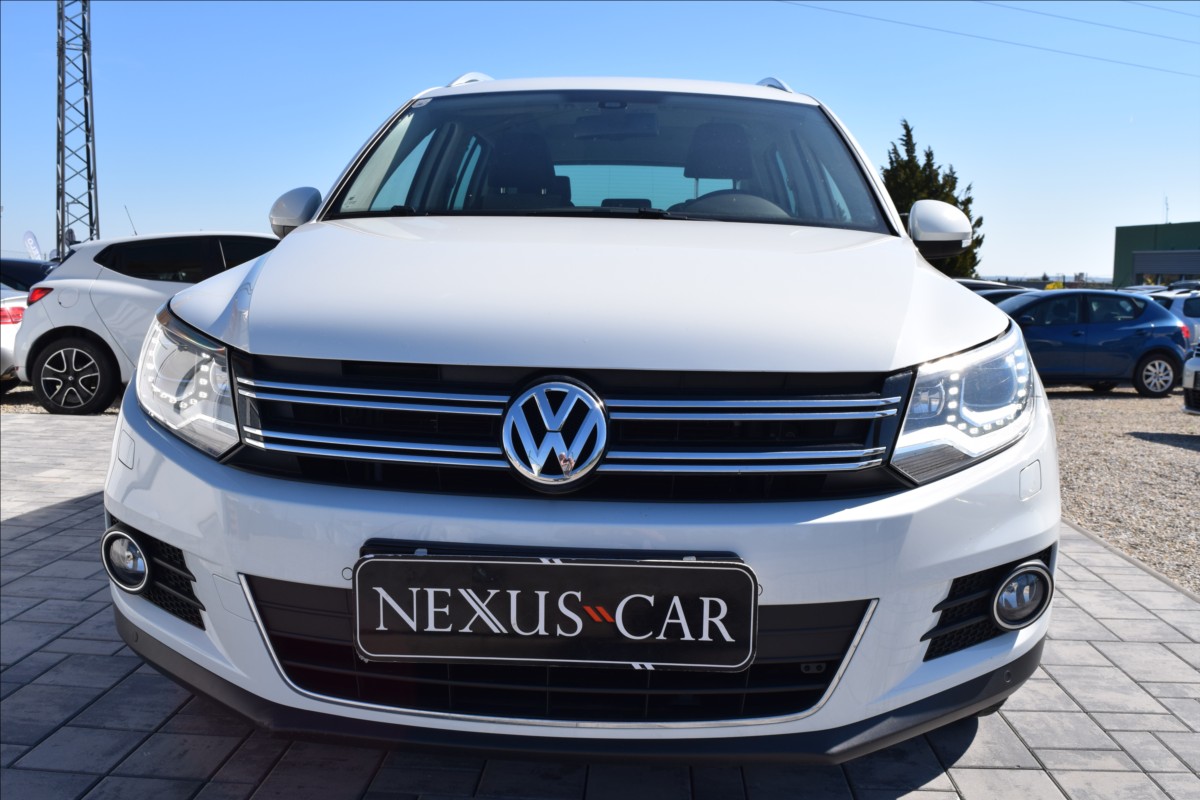 volkswagen-tiguan-1-4-tsi-90kw-bi-xenon-panorama - 1
