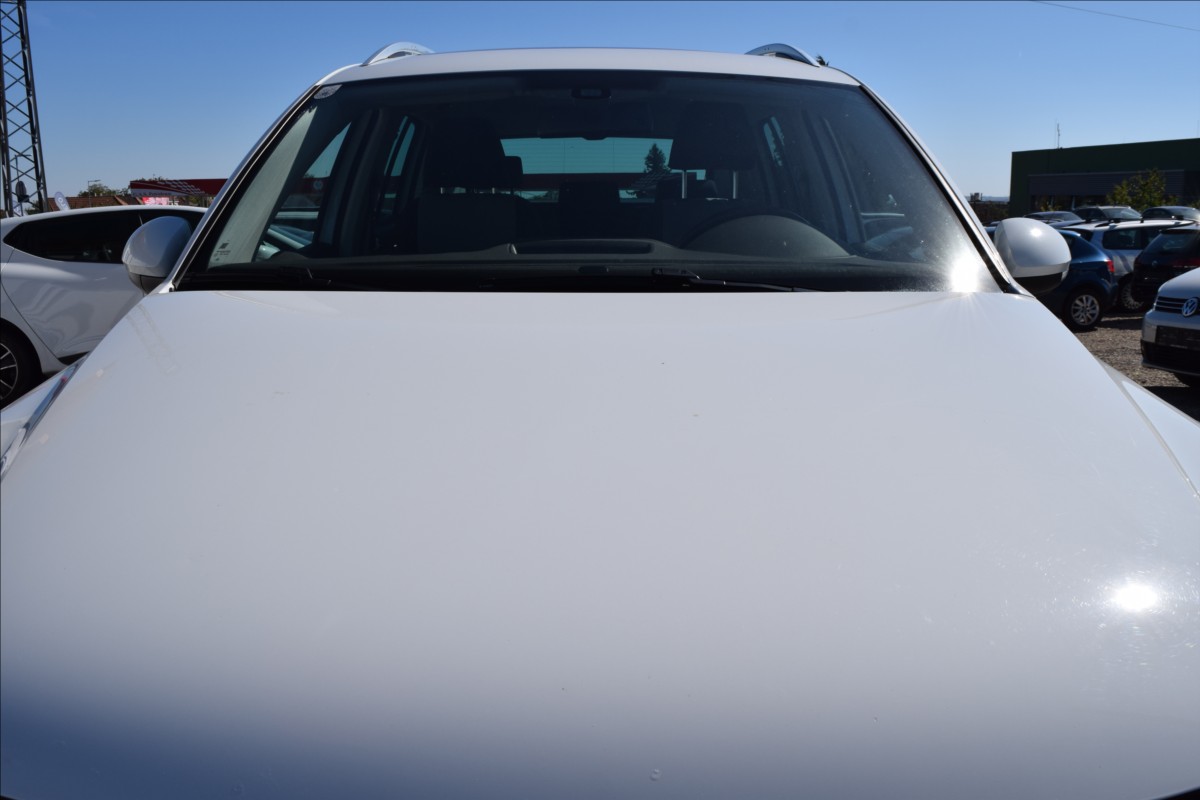volkswagen-tiguan-1-4-tsi-90kw-bi-xenon-panorama - 2