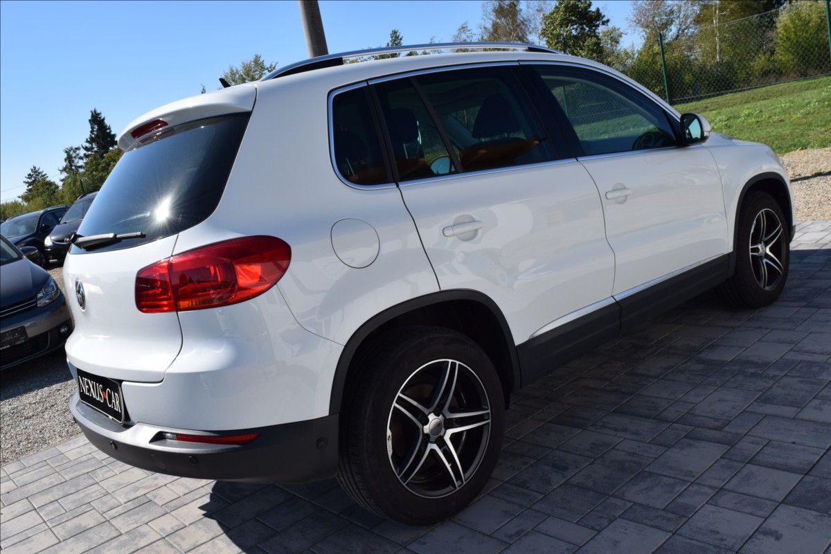 volkswagen-tiguan-1-4-tsi-90kw-bi-xenon-panorama - 5