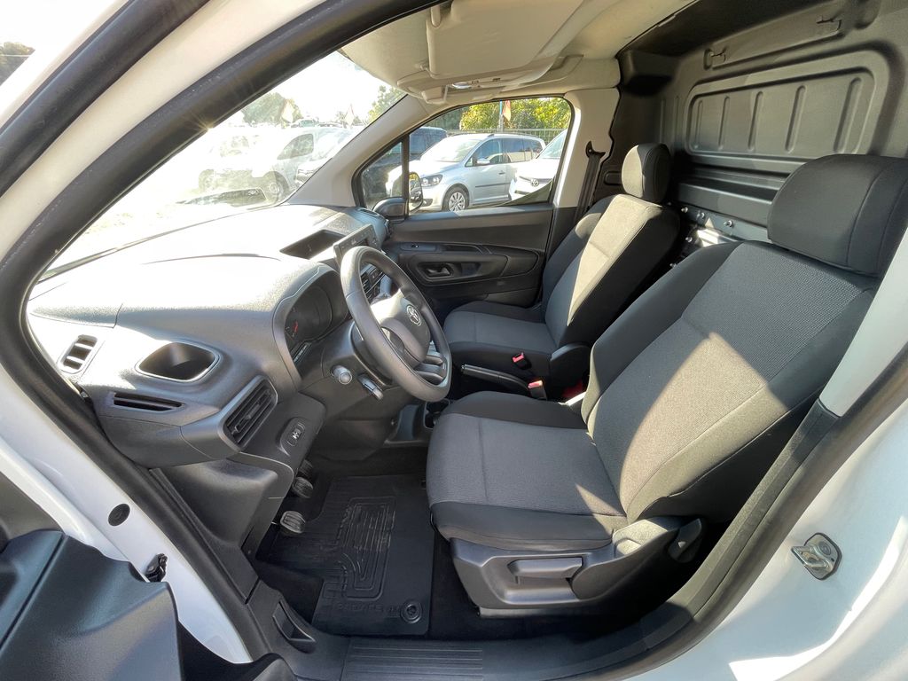 toyota-proace-1-5d-4d-75kw-l2h1-cz-146tiskm - 8