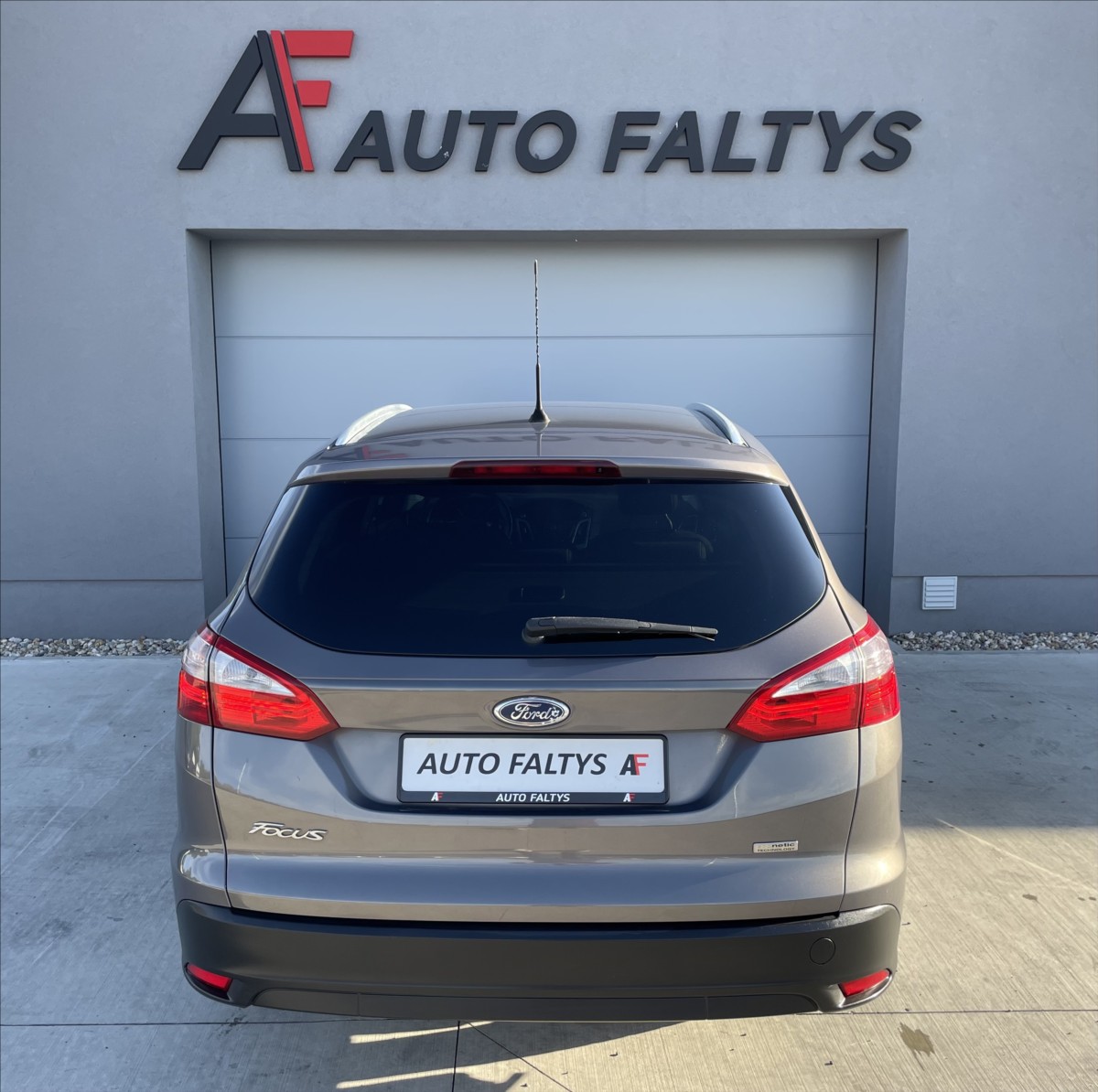 ford-focus-1-6-tdci-85kw-aut-klima - 3