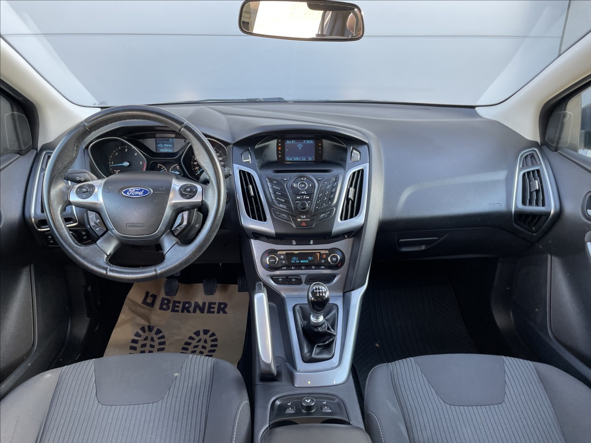 ford-focus-1-6-tdci-85kw-aut-klima - 8