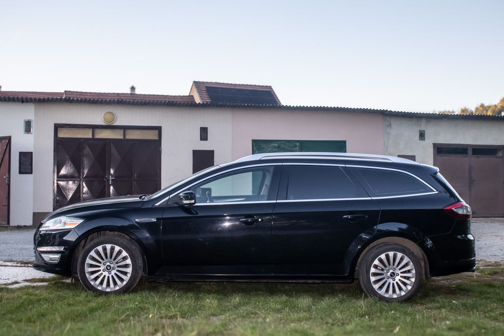 ford-mondeo-automat-176kw-239k-servisovane - 7