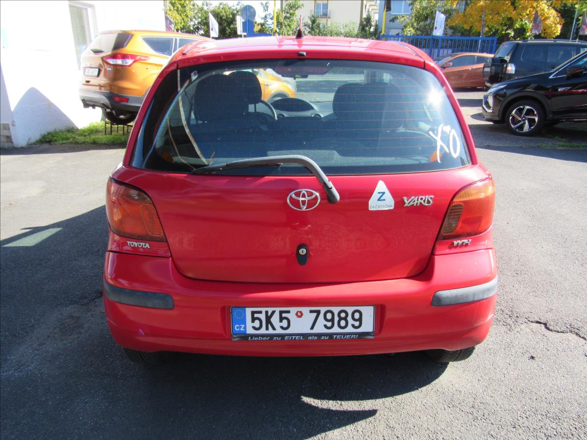 toyota-yaris-1-0-i-terra-vvt-i - 4