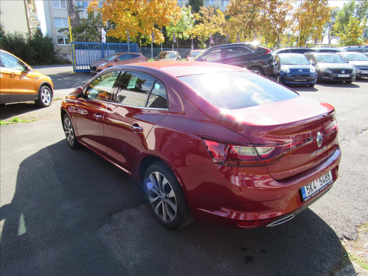 renault-megane-1-3-tce-grandcoupe-techno - 3