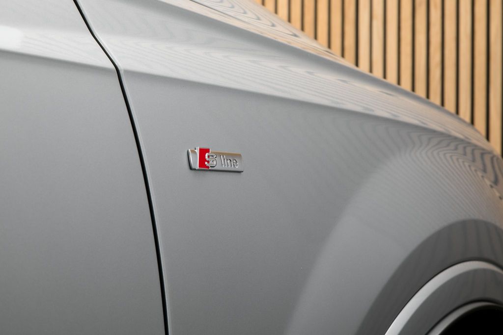 audi-q7-3-0tdi-210kw-s-line-web-zaruka - 9