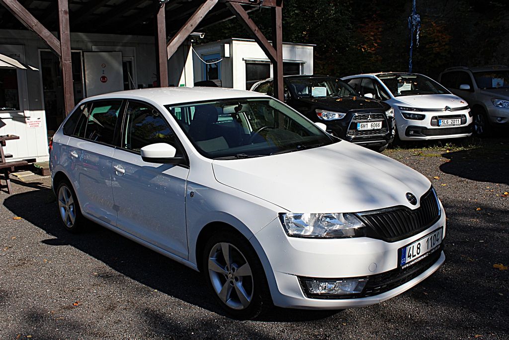 skoda-rapid-1-2-tsi-spaceback - 3
