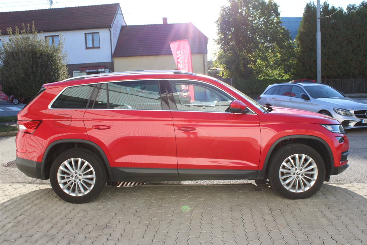 skoda-kodiaq-2-0-tsi-140-kw-dsg-4x4-style - 2
