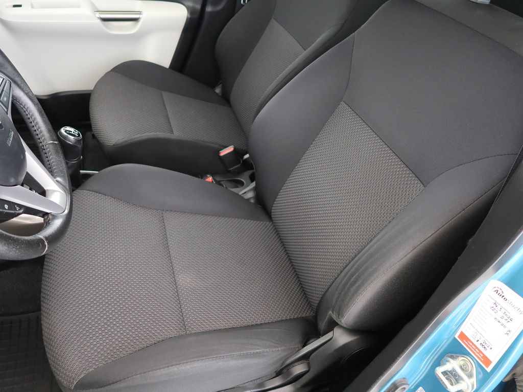 suzuki-ignis-1-2-66kw-4x4-kamera-navi-cz - 8