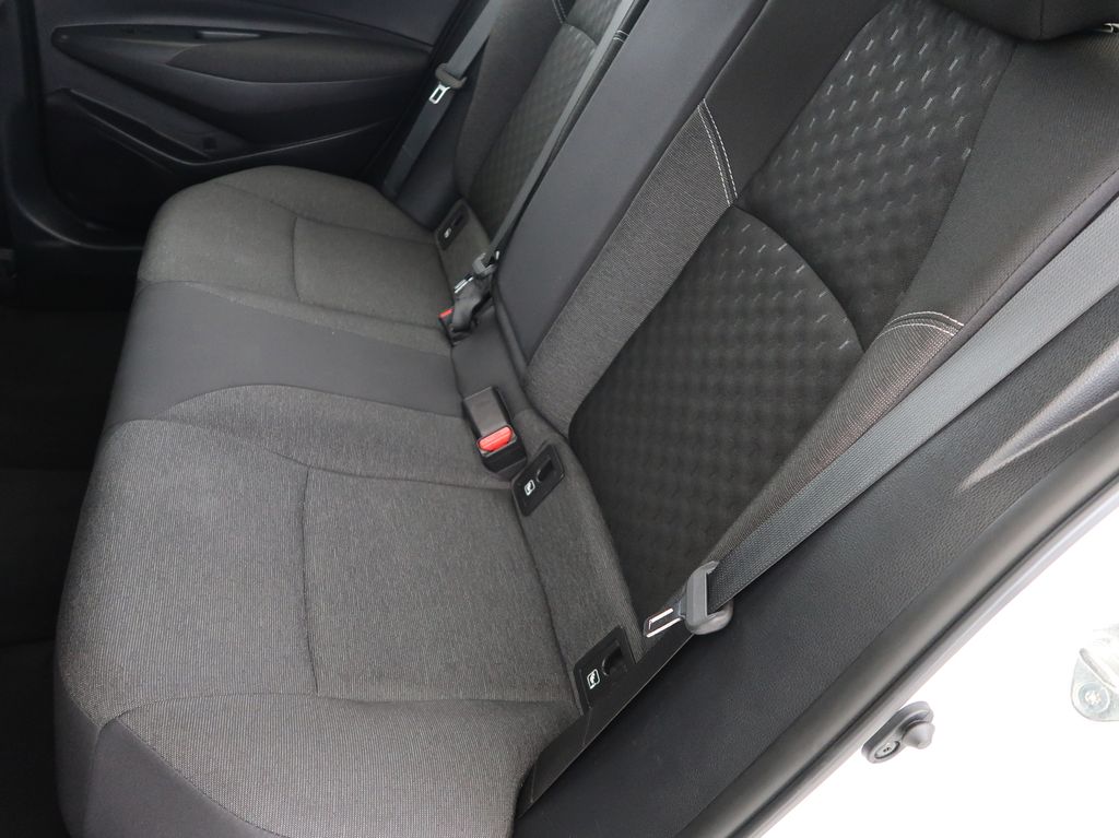 toyota-corolla-1-5-92kw-automat-cz-1maj - 9