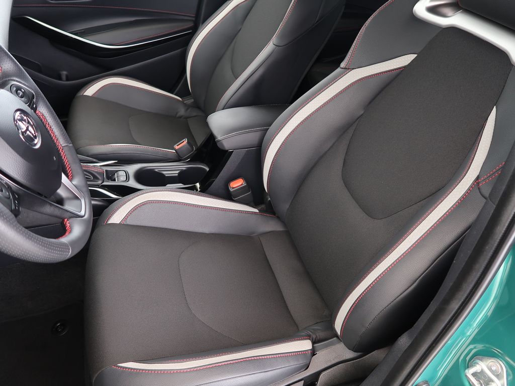 toyota-corolla-2-0hybrid-e-cvt-gr-sport-cz - 8