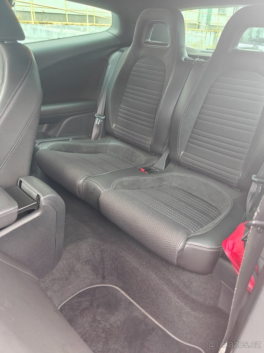 volkswagen-scirocco-1-4-tsi-118-kw-2009-175-000-km - 6