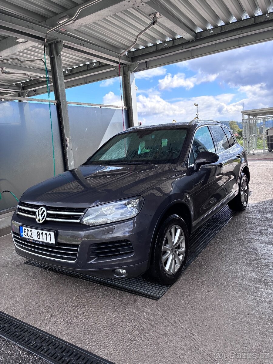 volkswagen-touareg-3-0-2012-tdi-v6-bluemotion - 8