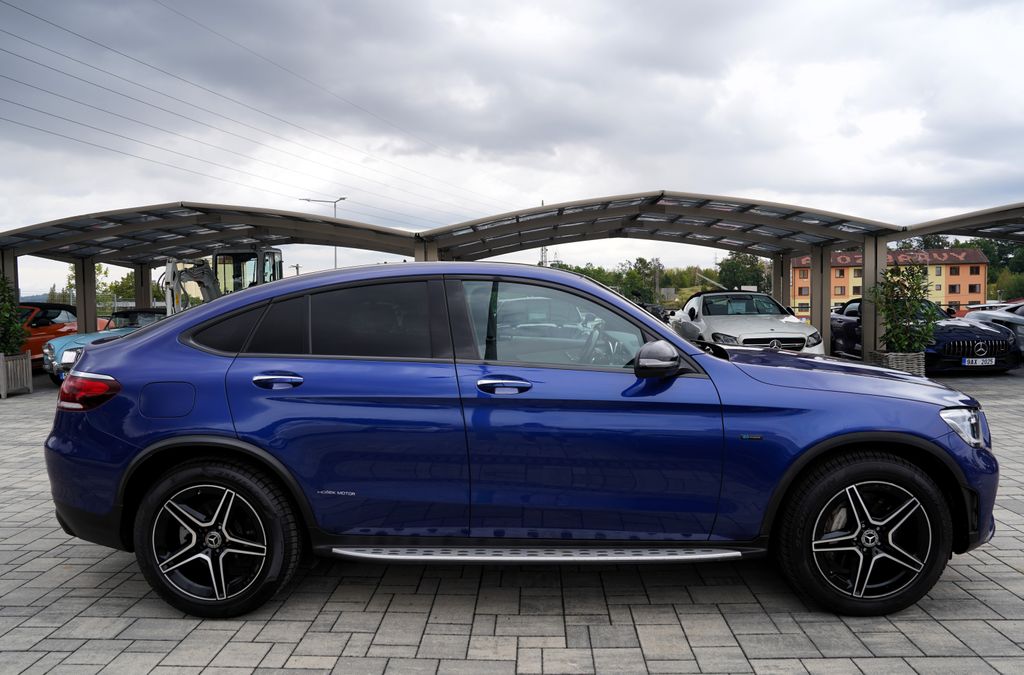 mercedes-benz-glc-glc-300-de-4matic-coupe-amg-cr - 6