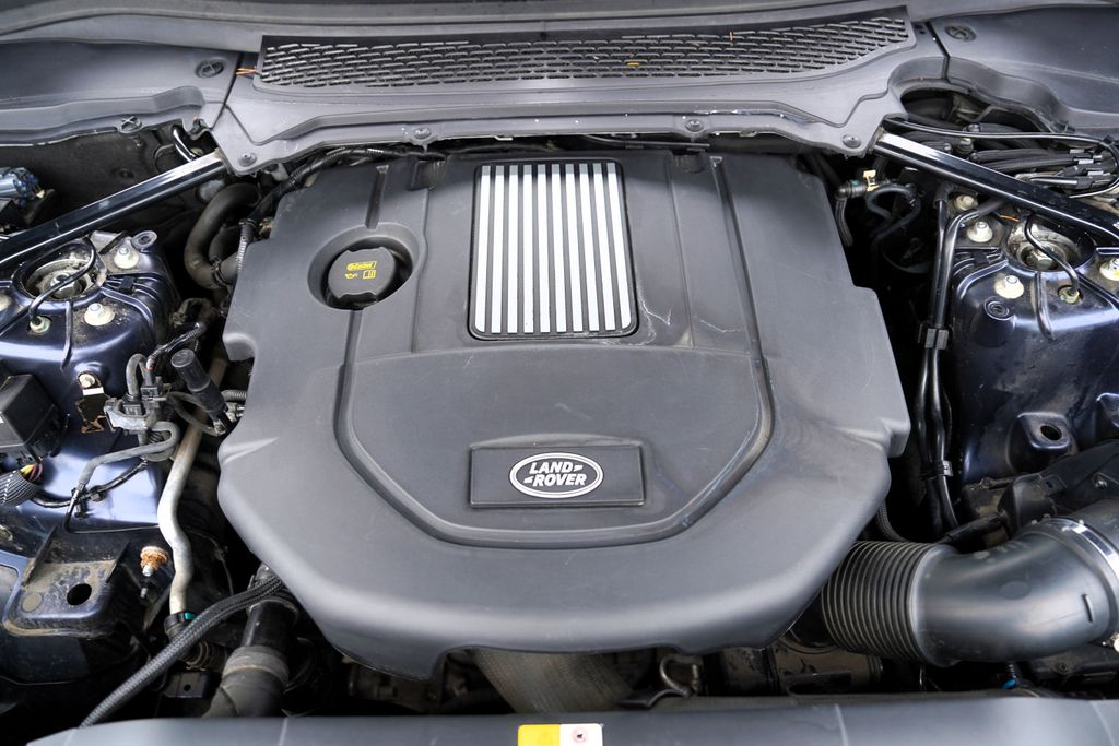 land-rover-range-rover-sport-3-0-sdv6-cr-260ps-led-hse - 9