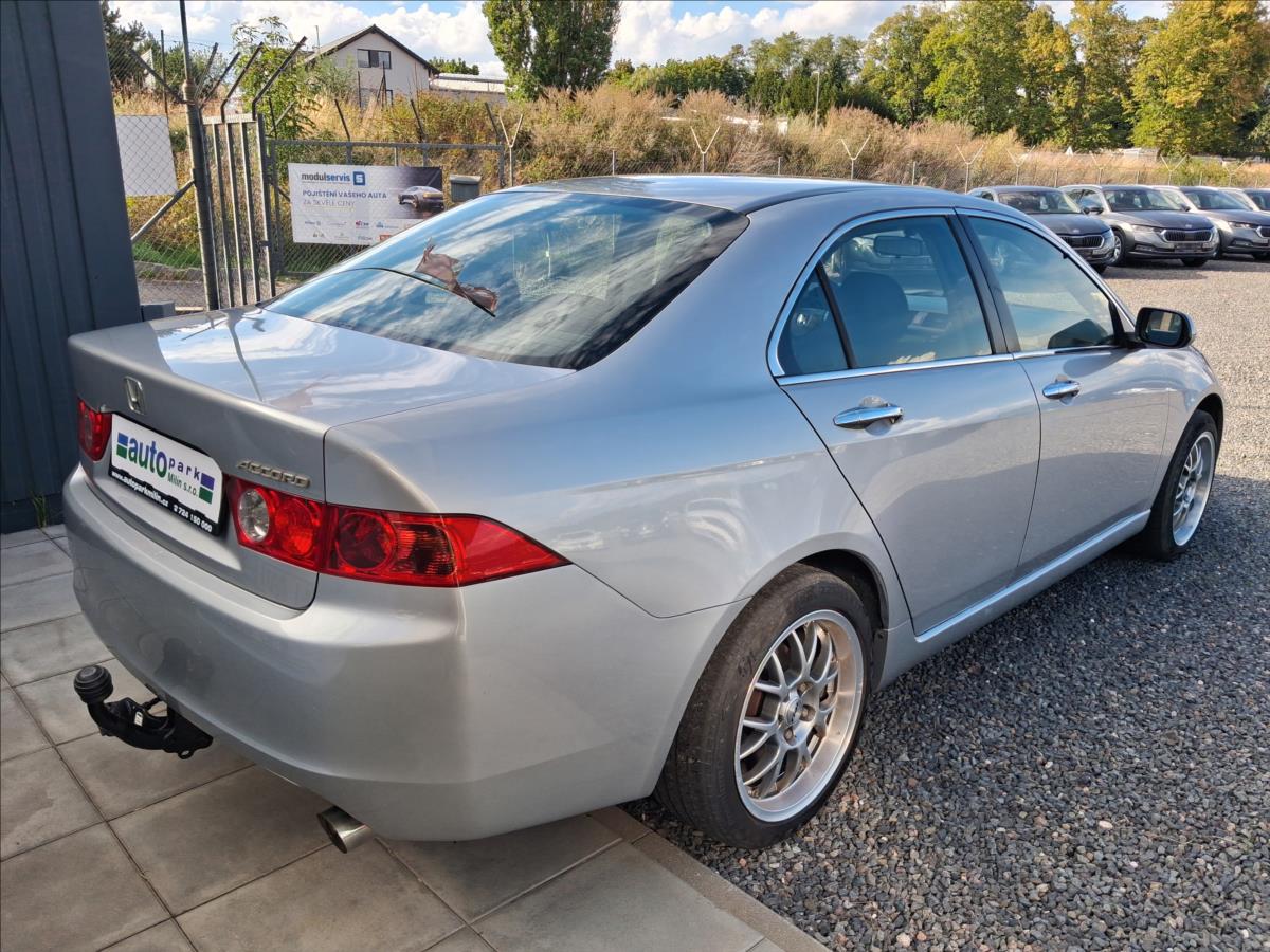 honda-accord-2-0-114kw - 6