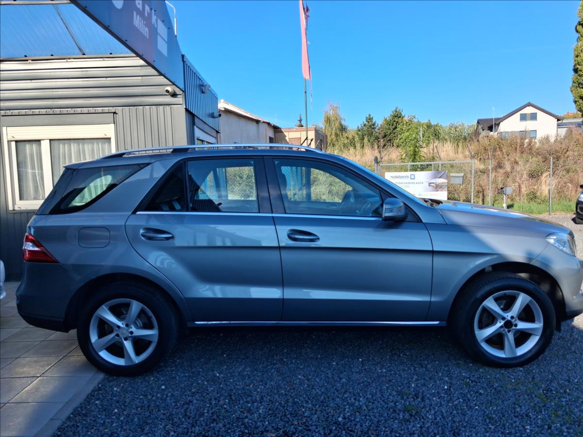 mercedes-benz-tridy-m-2-1-ml-250-150kw - 7