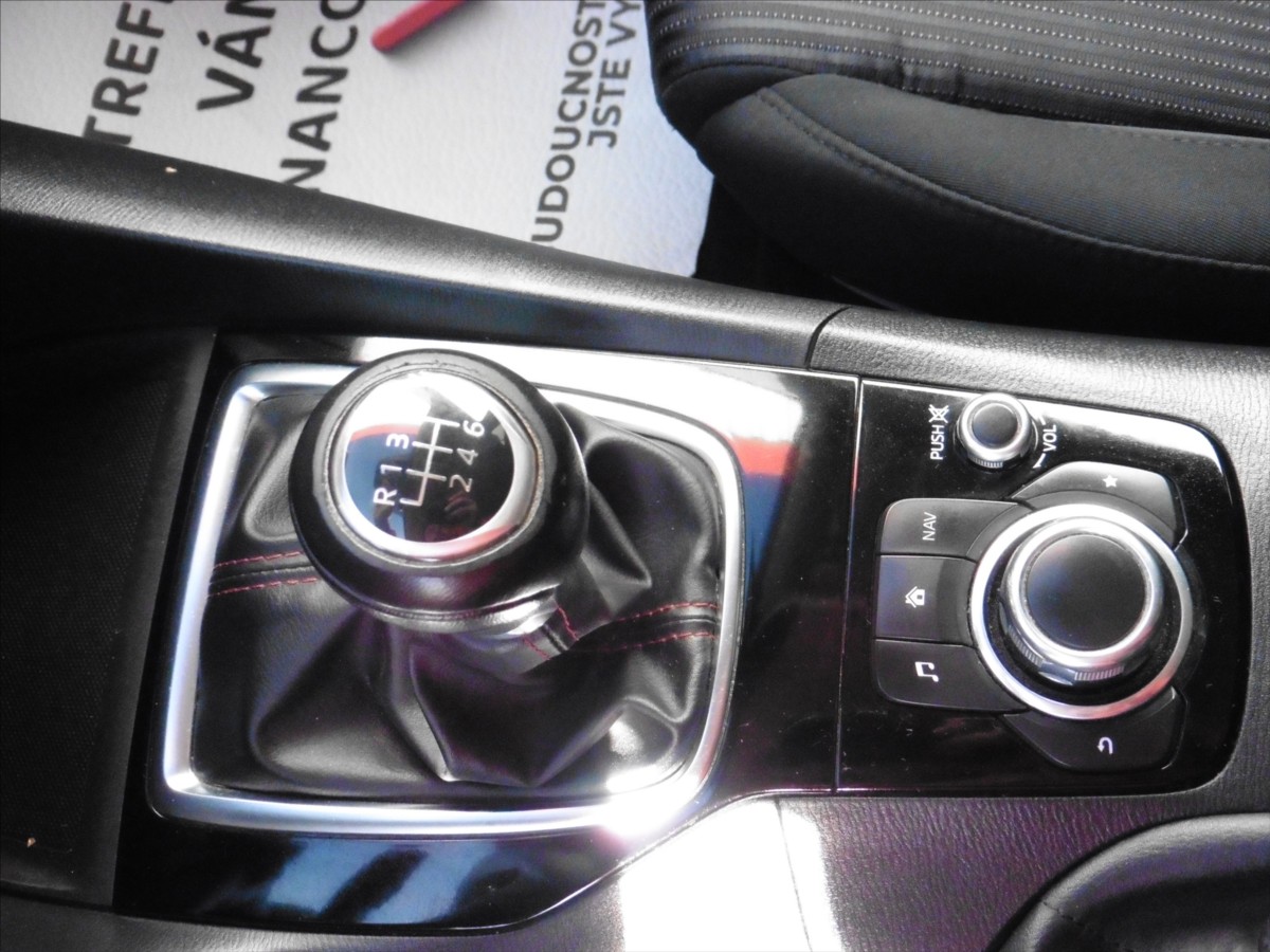 mazda-3-2-0-sky-g-revolution-navi - 7