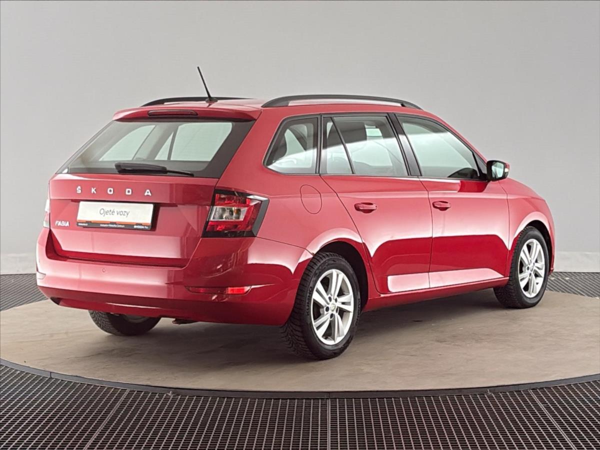 skoda-fabia-1-0-tsi-ambition-top - 1