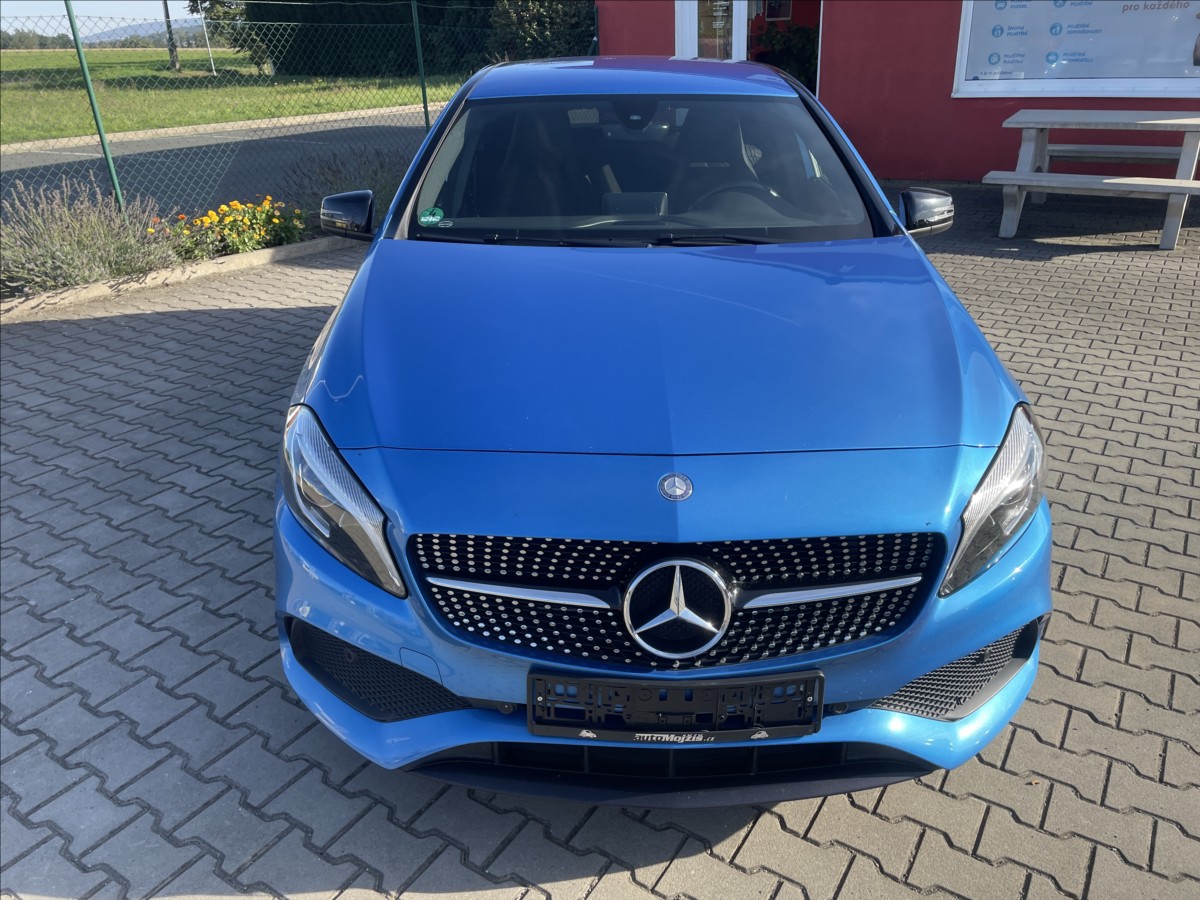 mercedes-benz-tridy-a-1-6-i-90-kw-amg-line-1-majitel-led-krasne - 2