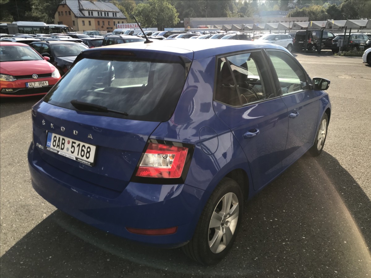 skoda-fabia-1-0-tsi-81kw-5dv-ac - 3