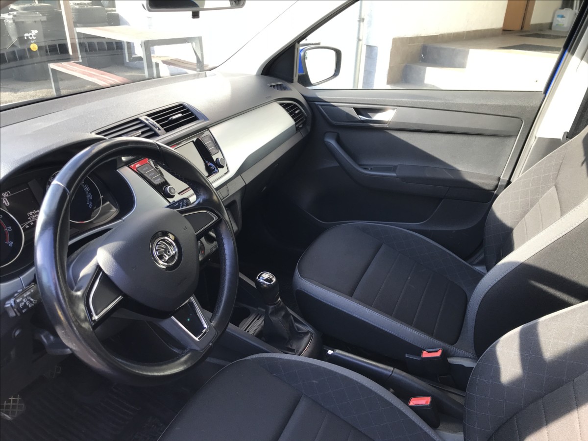 skoda-fabia-1-0-tsi-81kw-5dv-ac - 5
