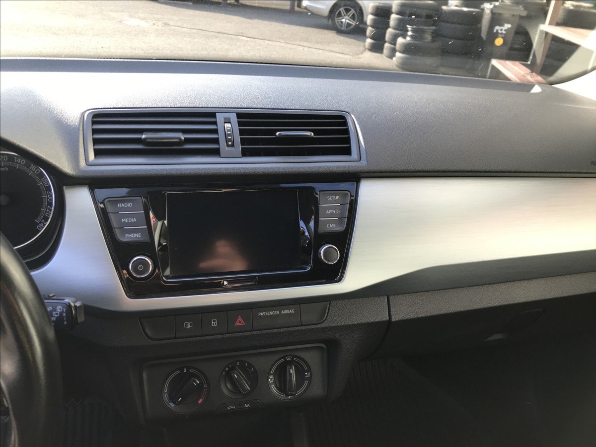 skoda-fabia-1-0-tsi-81kw-5dv-ac - 7
