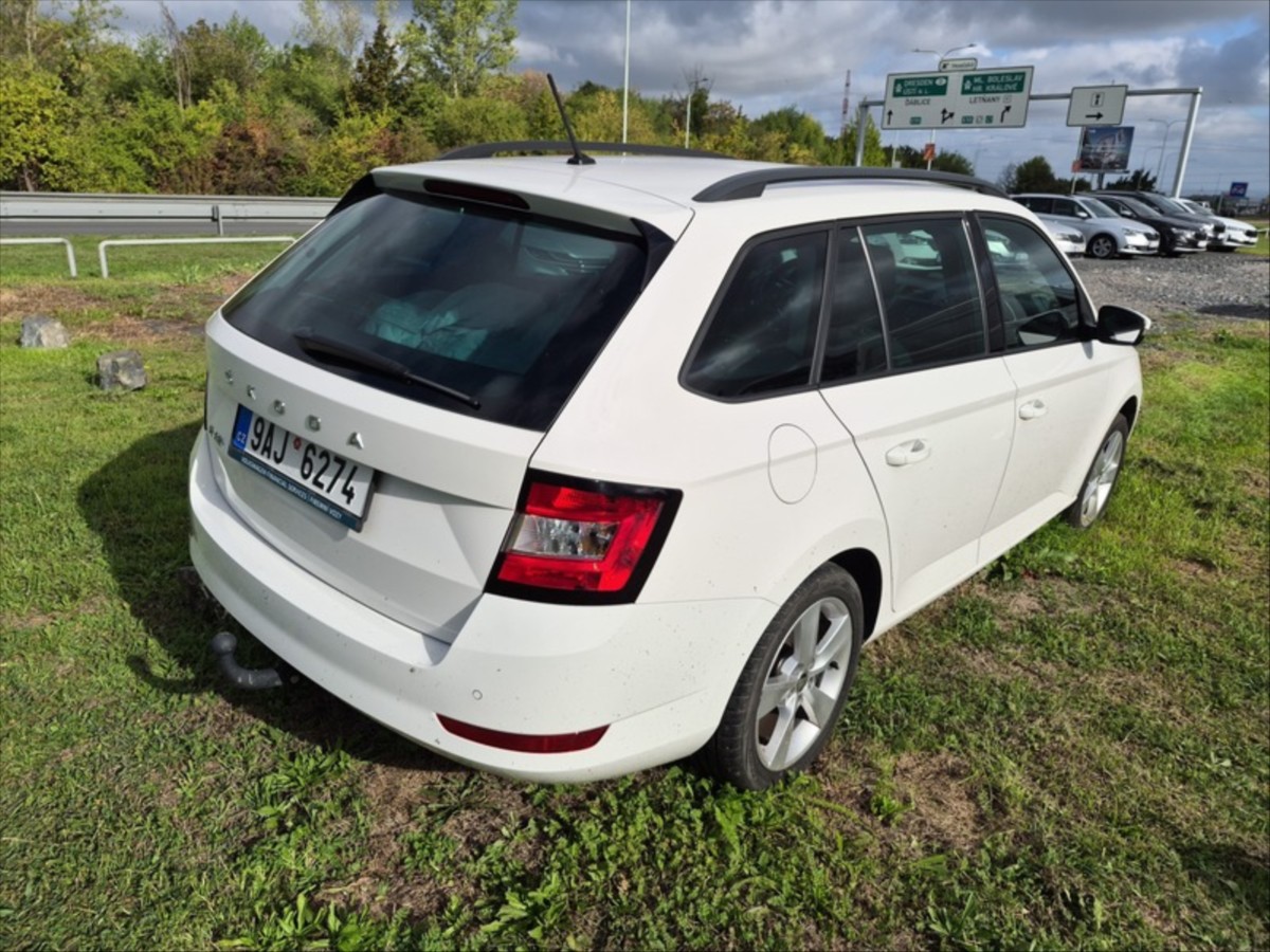 skoda-fabia-1-0-tsi-combi-70kw - 2