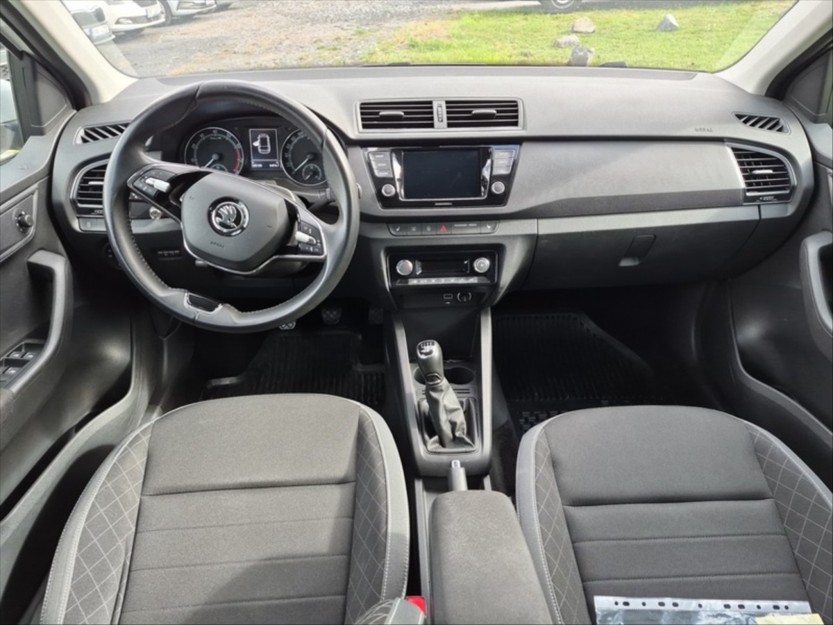 skoda-fabia-1-0-tsi-combi-70kw - 5