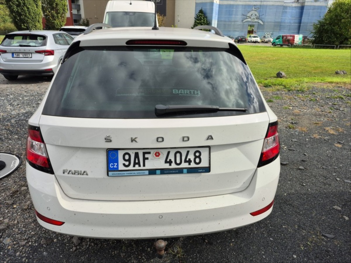 skoda-fabia-1-0-tsi-combi-70kw - 1