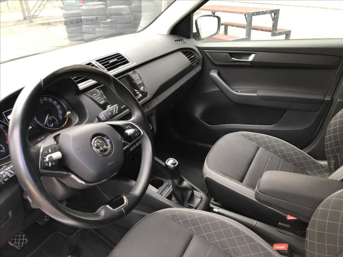 skoda-fabia-1-0-tsi-combi-70kw - 8