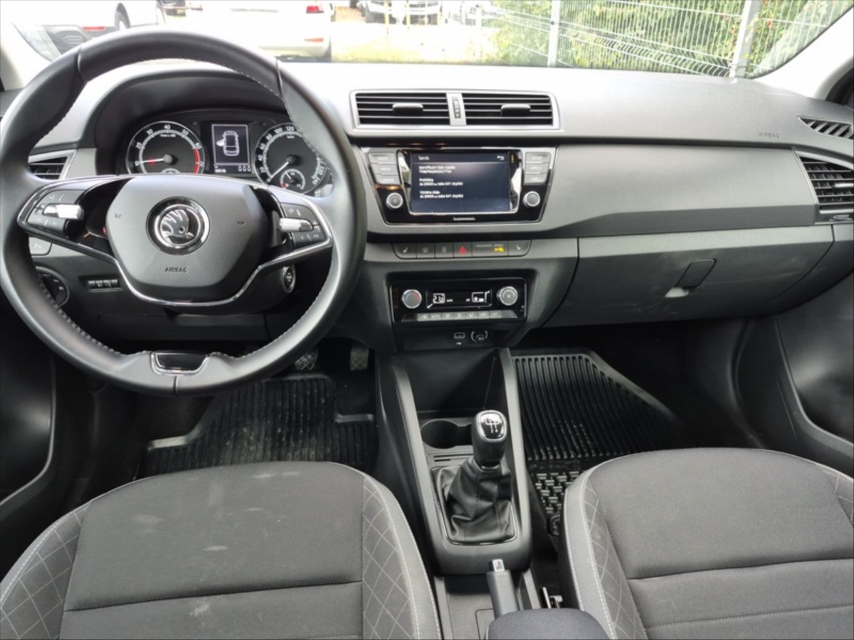 skoda-fabia-1-0-tsi-combi-70kw - 5