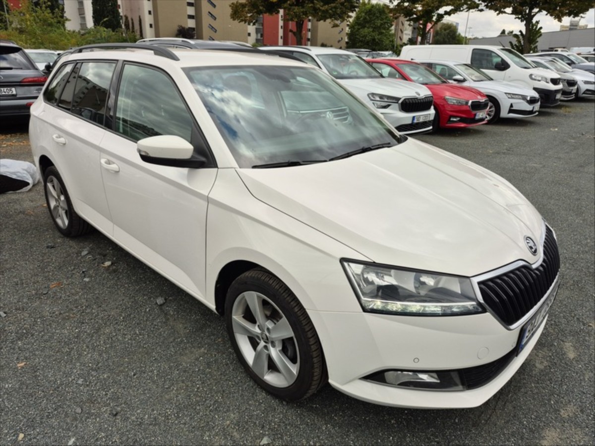 skoda-fabia-1-0-tsi-combi-70kw - 3