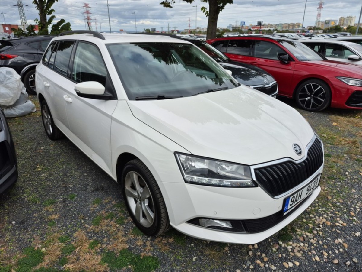 skoda-fabia-1-0-tsi-combi-70kw-dsg - 3