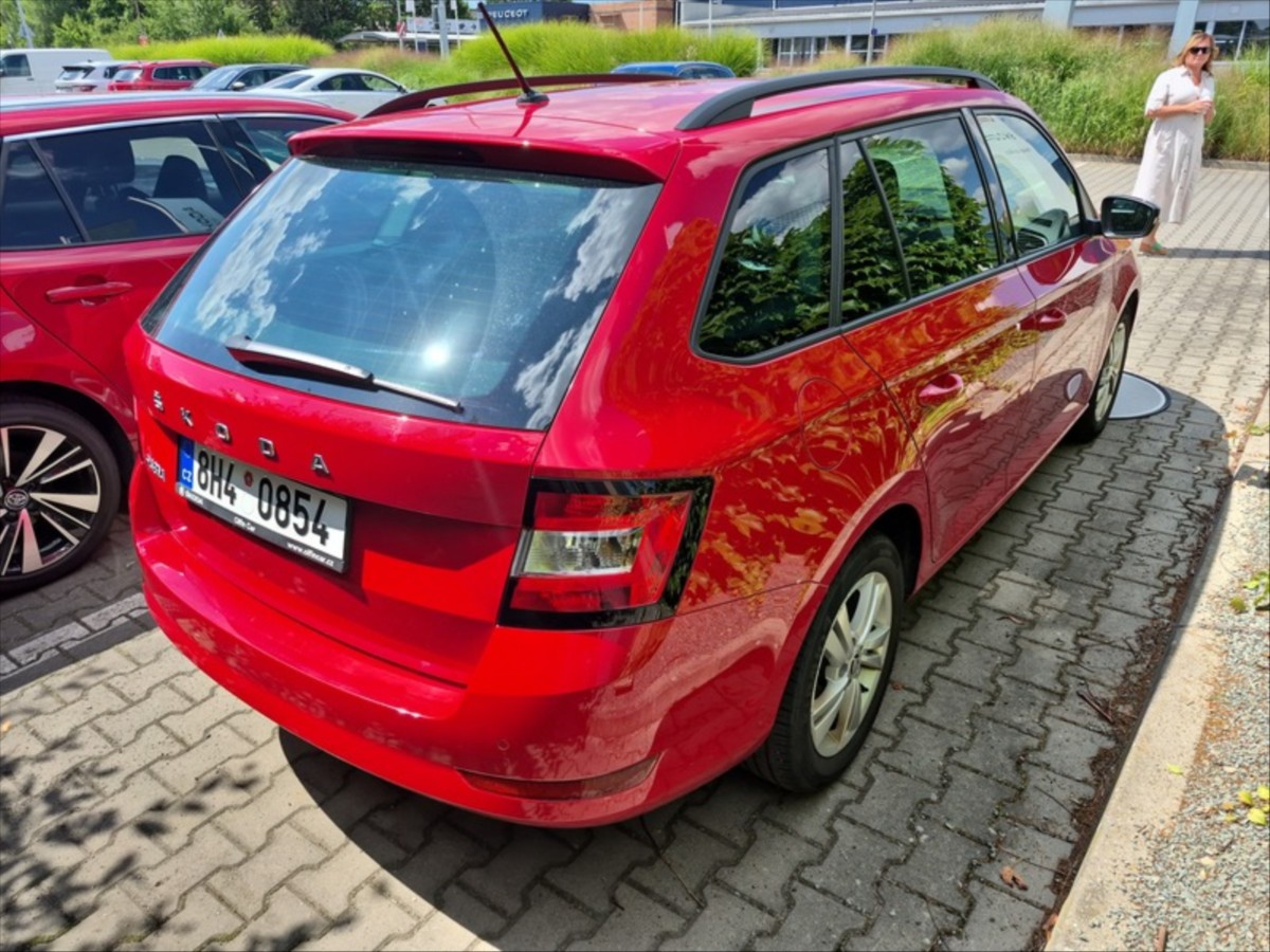 skoda-fabia-1-0-tsi-combi-70kw - 1