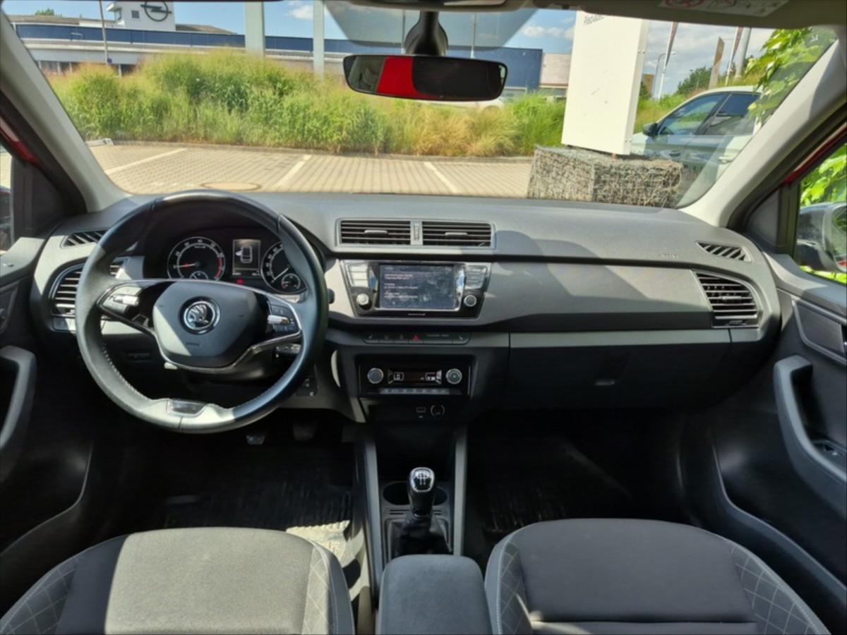 skoda-fabia-1-0-tsi-combi-70kw - 2
