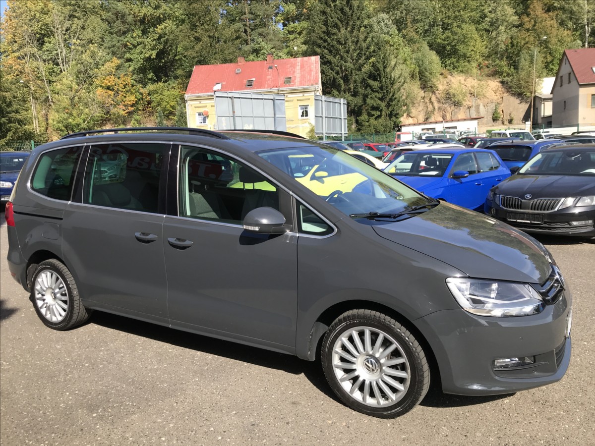 volkswagen-sharan-2-0-tdi-103kw - 4