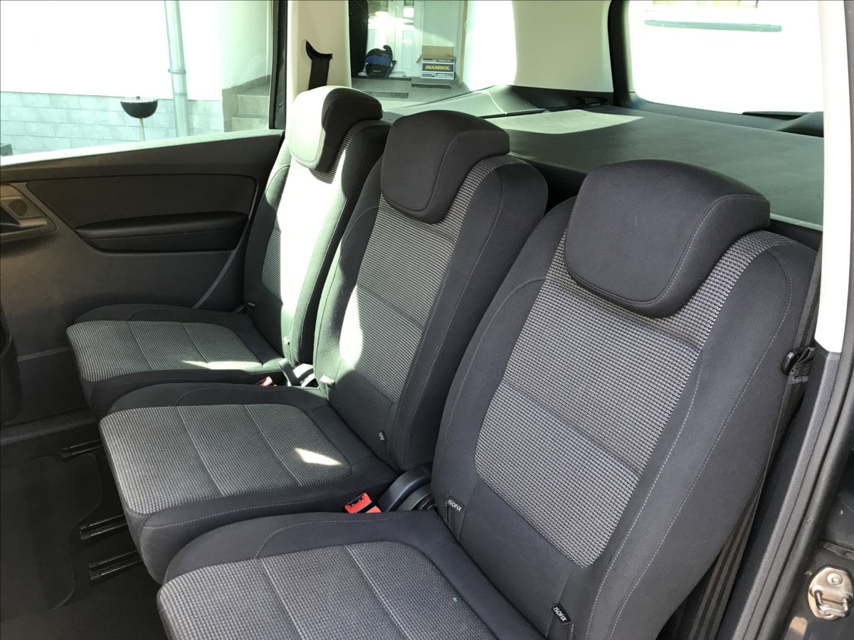 volkswagen-sharan-2-0-tdi-103kw - 7