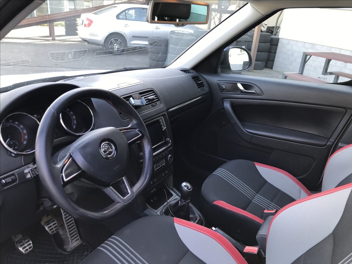 skoda-yeti-2-0-tdi-4x4-monte-carlo - 5