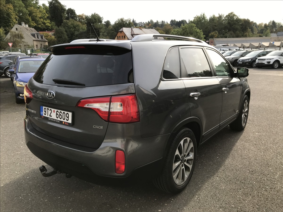 kia-sorento-2-2-crdi-145kw-4x4 - 4