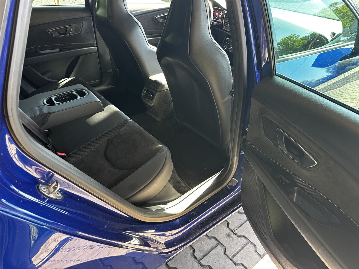 seat-leon-2-0-tsi-221kw-cupra-carbon - 6