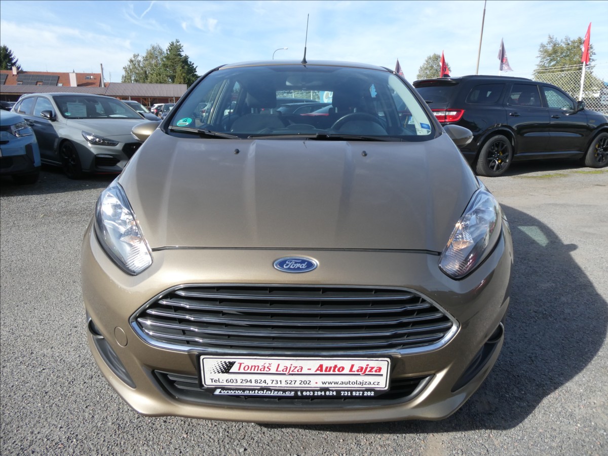 ford-fiesta-1-2-i-60kw-1-majitel-serviska - 1