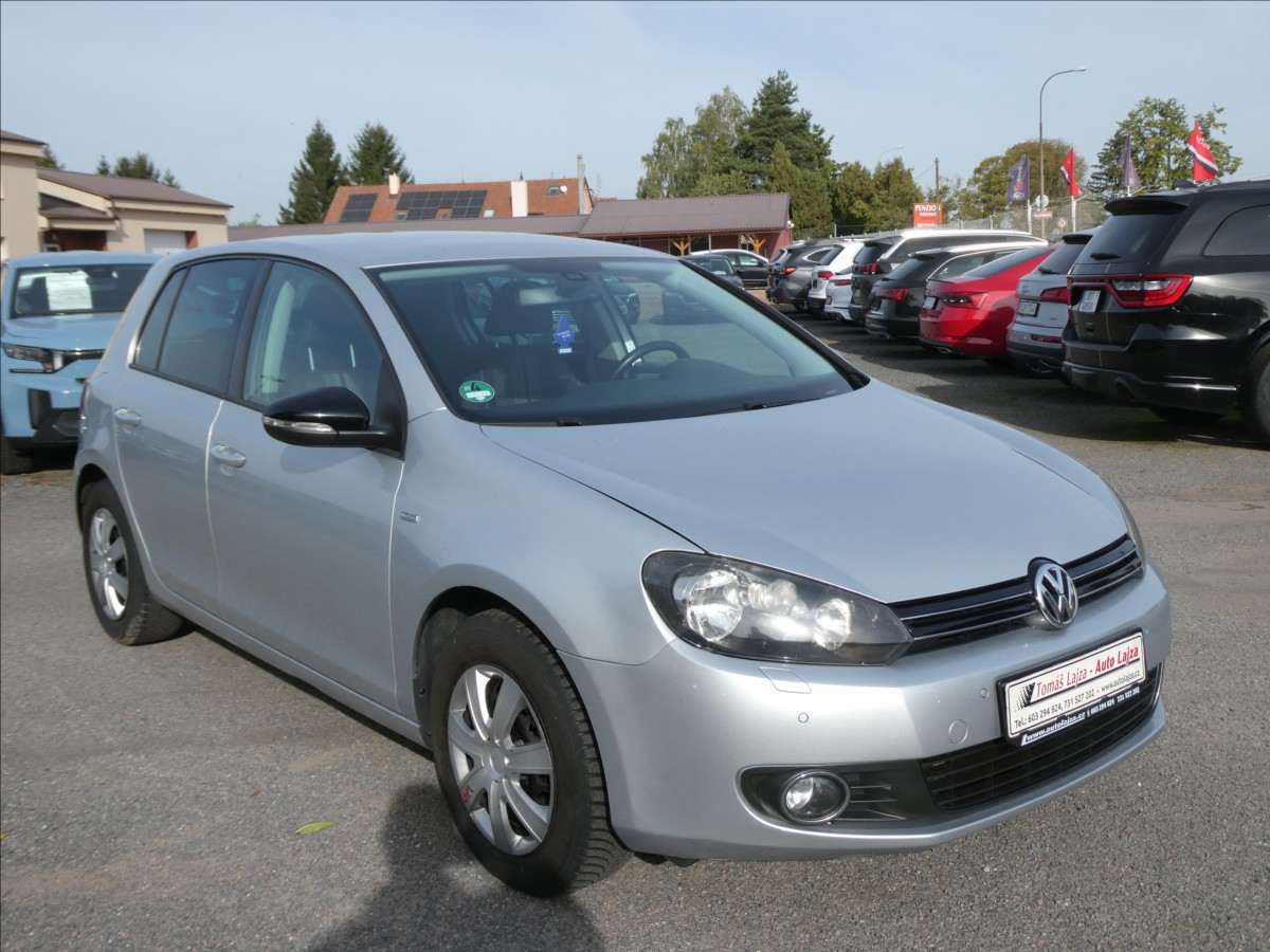 Volkswagen Golf 1,2 TSi 77kW MATCH serviska