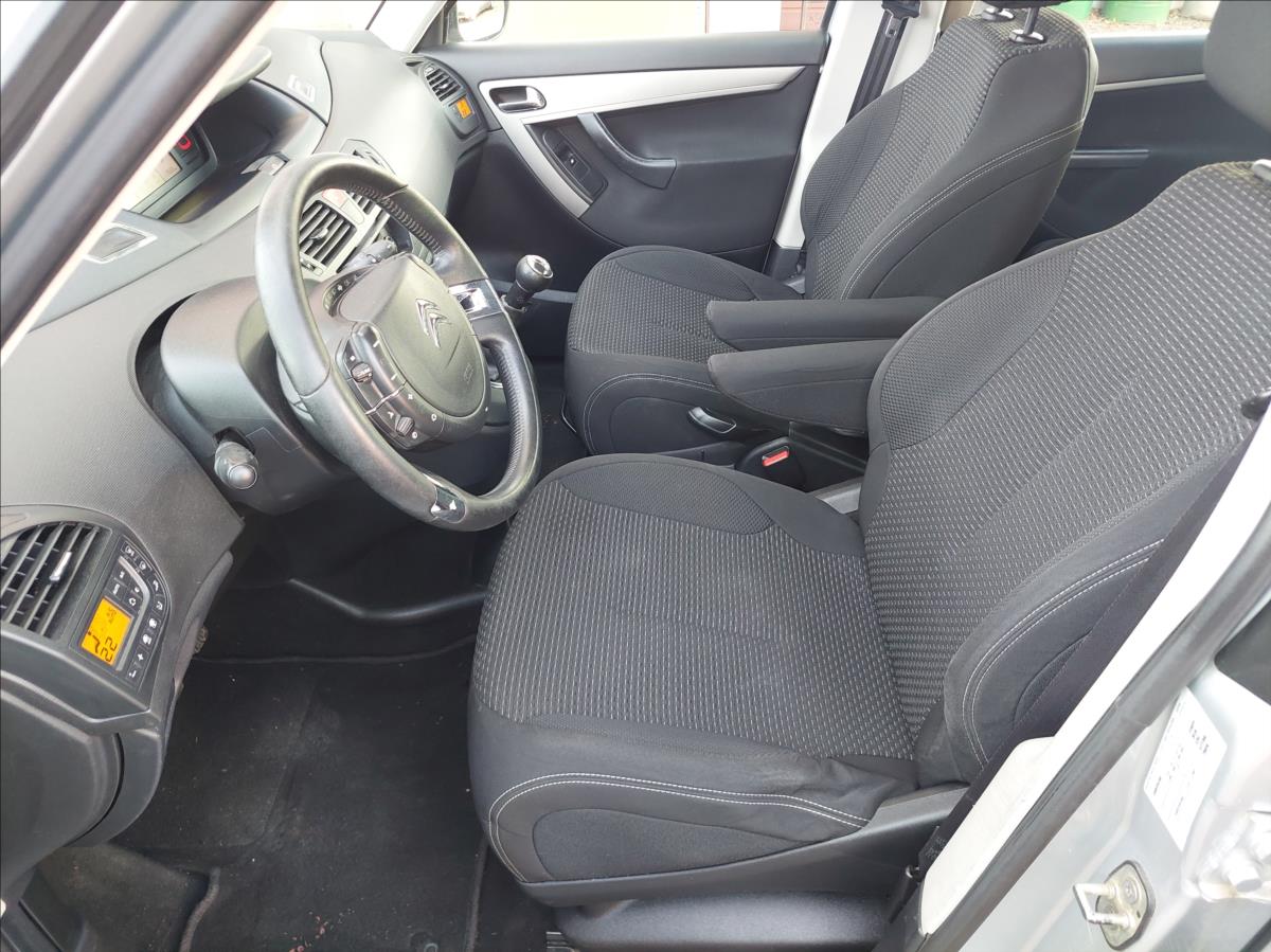 citroen-c4-picasso-1-6-i-top-stav-bez-koroze - 8