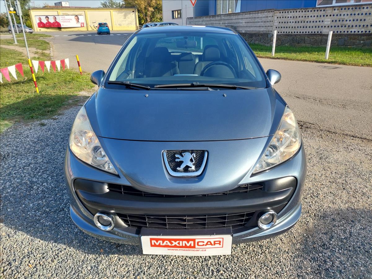 peugeot-207-1-6-hdi-top-stav - 1